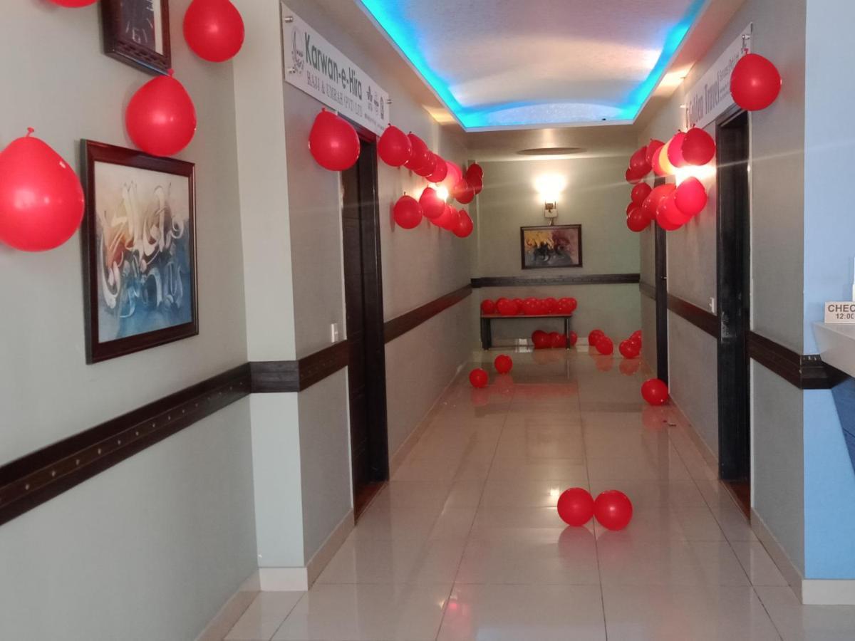 Hira Guest House Karachi Buitenkant foto
